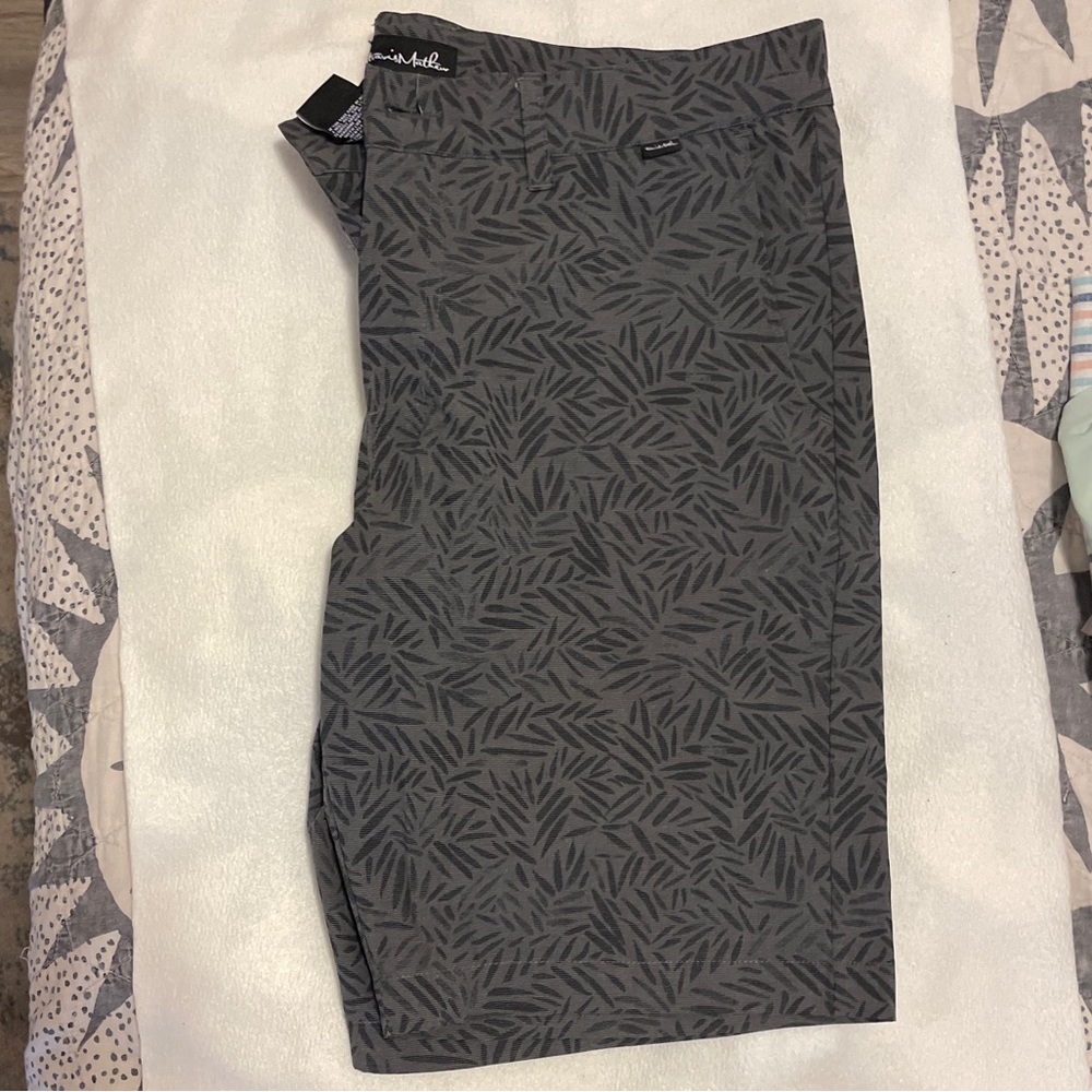 Travis Mathew Gray-toned whimsical pattern shorts